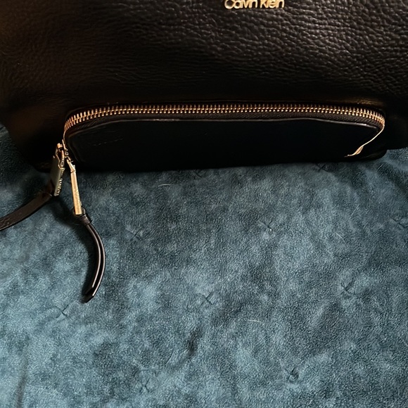 Calvin Klein Black Leather Purse with built in wallet - Picture 4 of 8